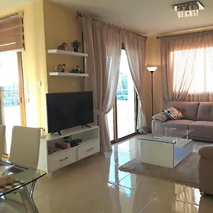 rezial-apartments.protaras-cy-hotels.com/
